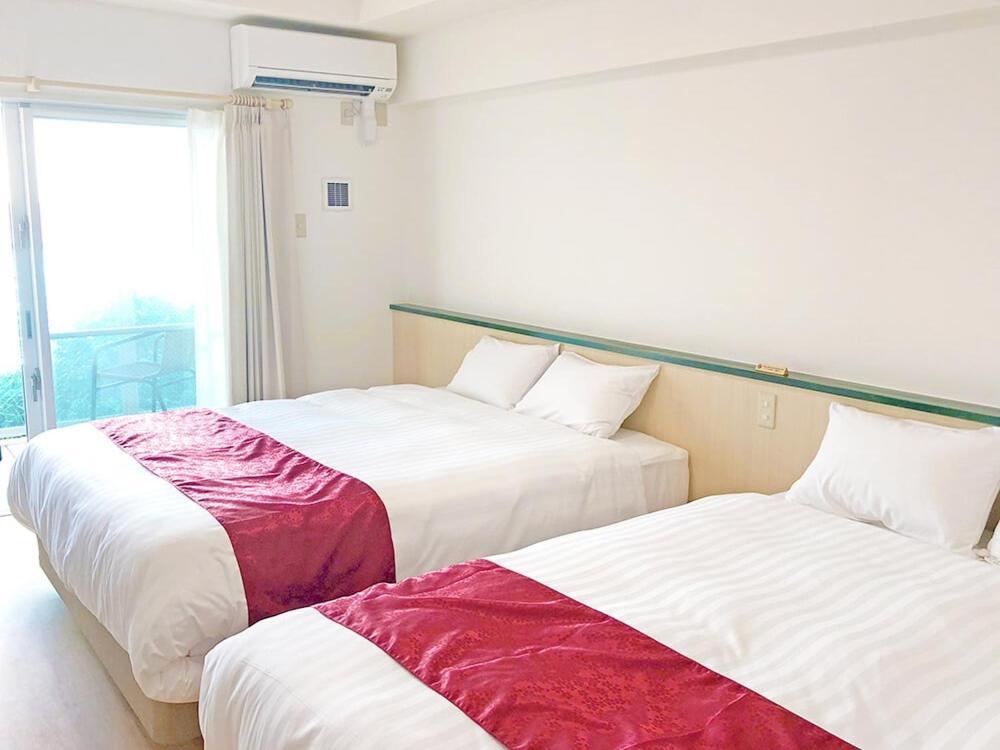 Hotel Sakurano Familia Nago Buitenkant foto
